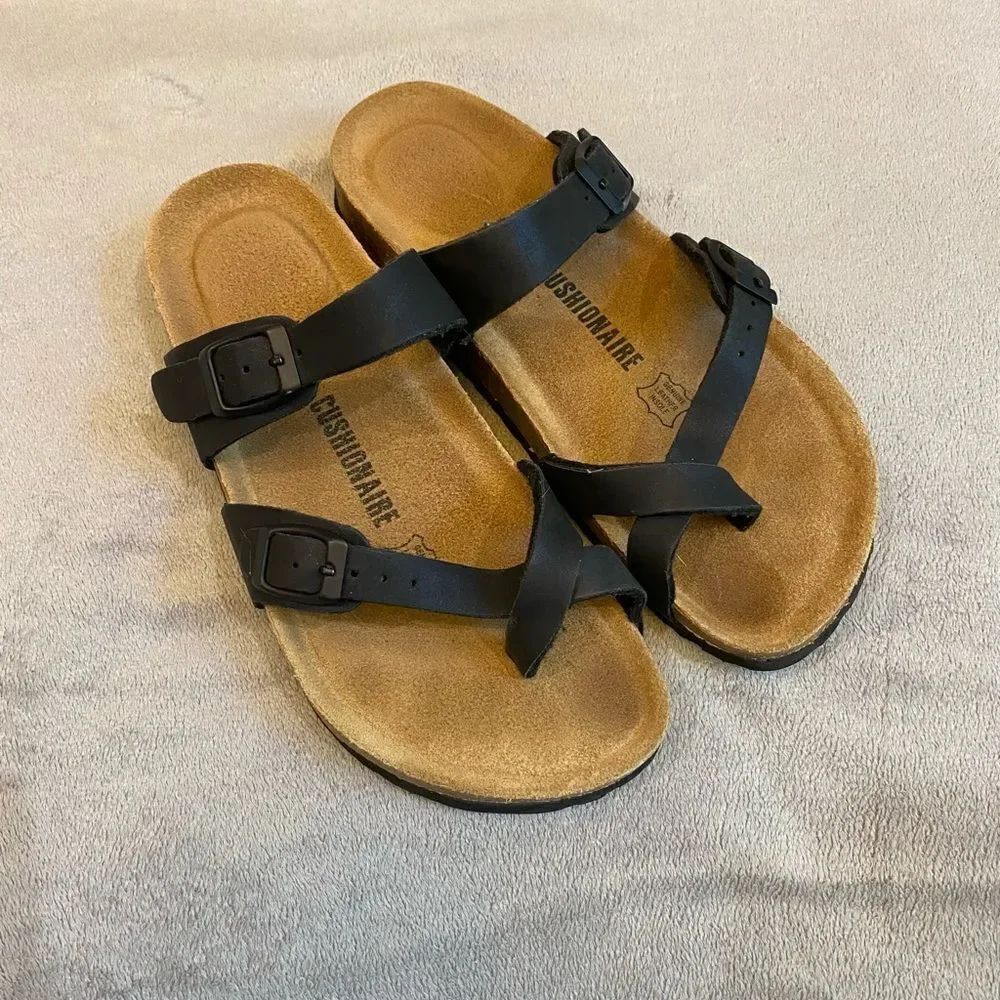 Cushionaire Black Sandals Women Size 7